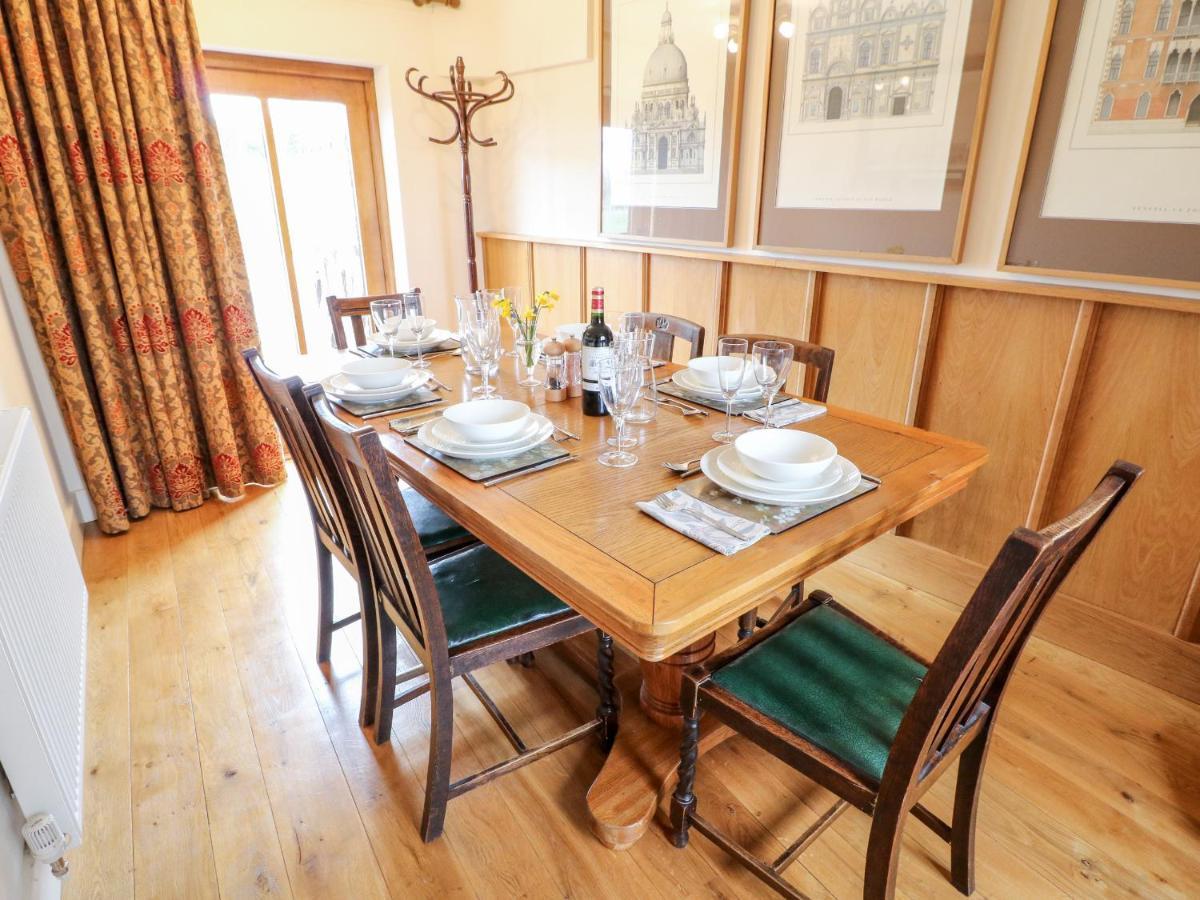 Bellamour End Cottage Рагли Экстерьер фото